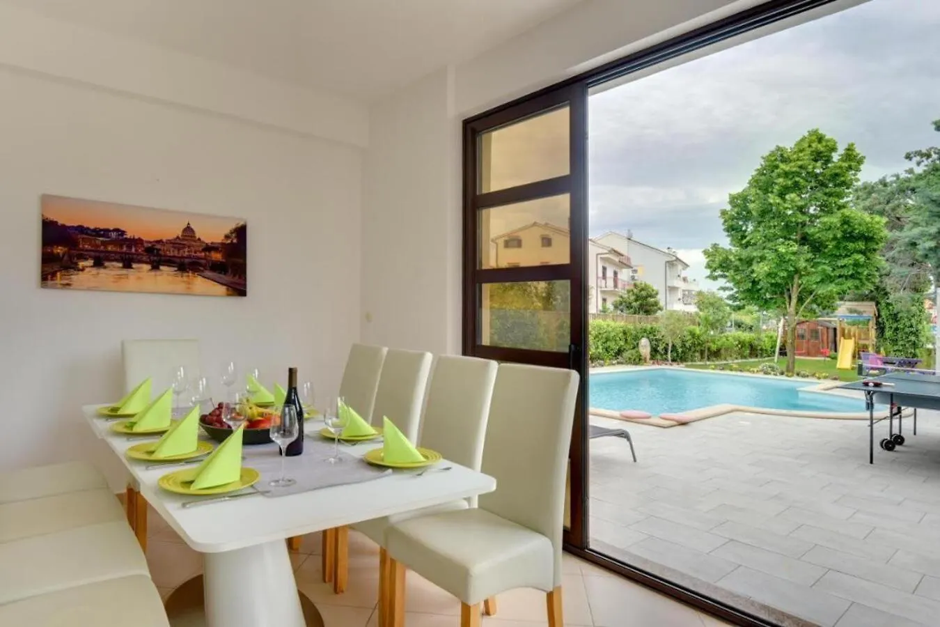 Villa Andrija In Fazana For 9 People With Sea View & Heated Pool - Only 400 M From The Beach