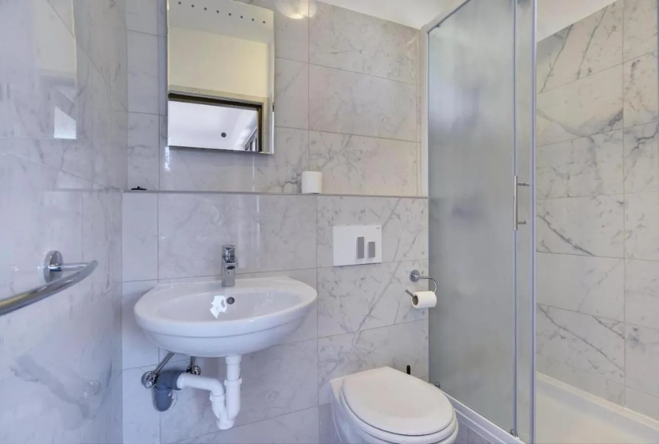 Villa Andrija In Fazana For 9 People With Sea View & Heated Pool - Only 400 M From The Beach 0*,  Croatia