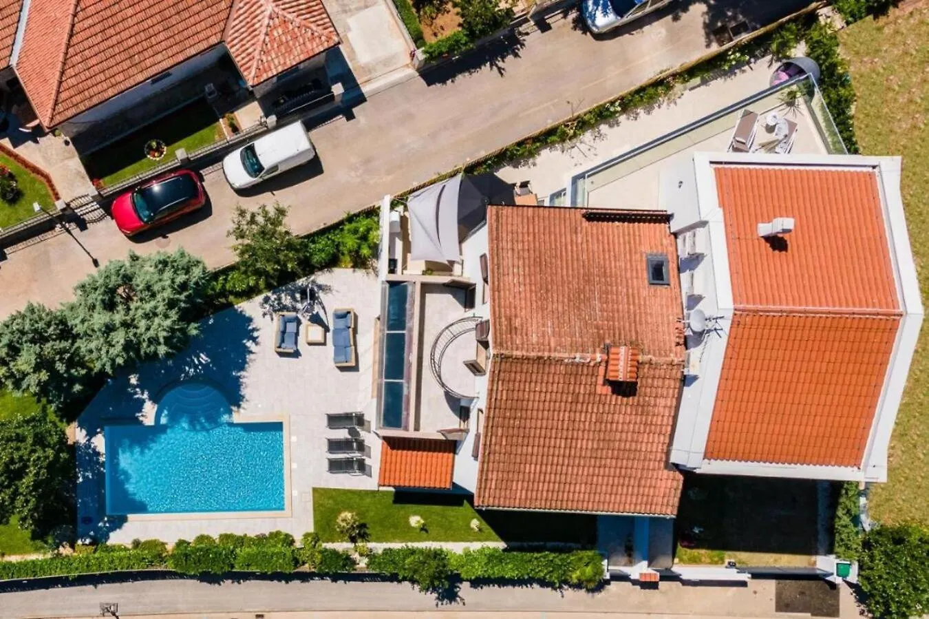 Villa Andrija In Fazana For 9 People With Sea View & Heated Pool - Only 400 M From The Beach