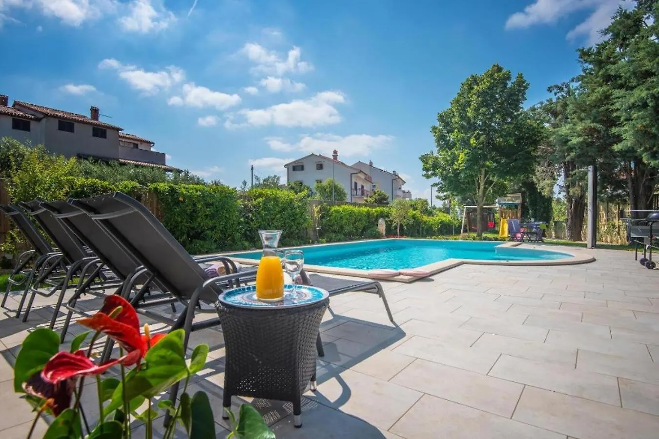 Villa Andrija In Fazana For 9 People With Sea View & Heated Pool - Only 400 M From The Beach Croatia